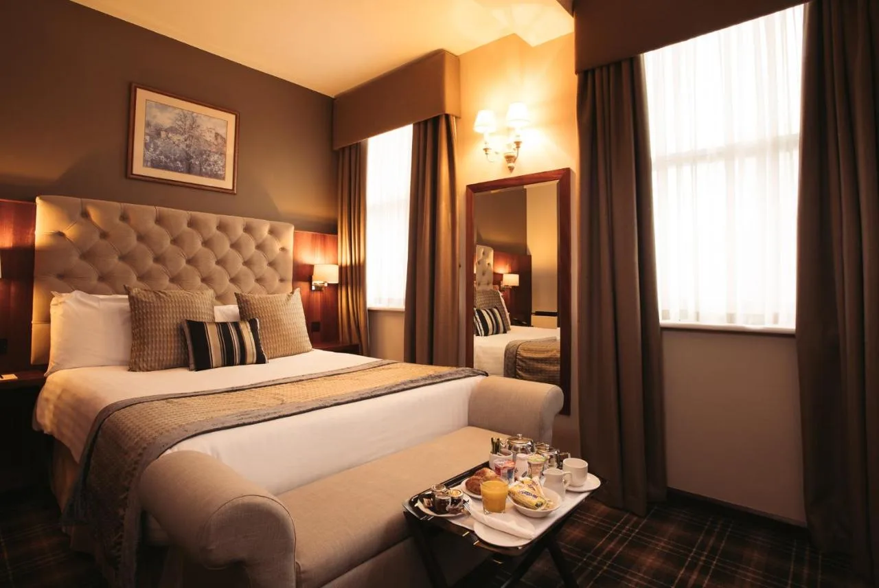 Suite with River View